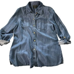 Foxcroft Fitted Fit women's size 10P button down denim long sleeve shirt